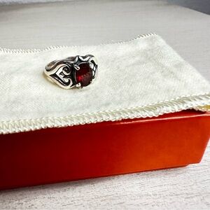 James Avery Retired 925 Sterling Silver Scrolled Heart Garnet Ring Size 6 3/4”